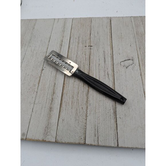 Vintage Crinkle Cutter Kitchen Utensil Black Handle 7 1/4" - Picture 4 of 6